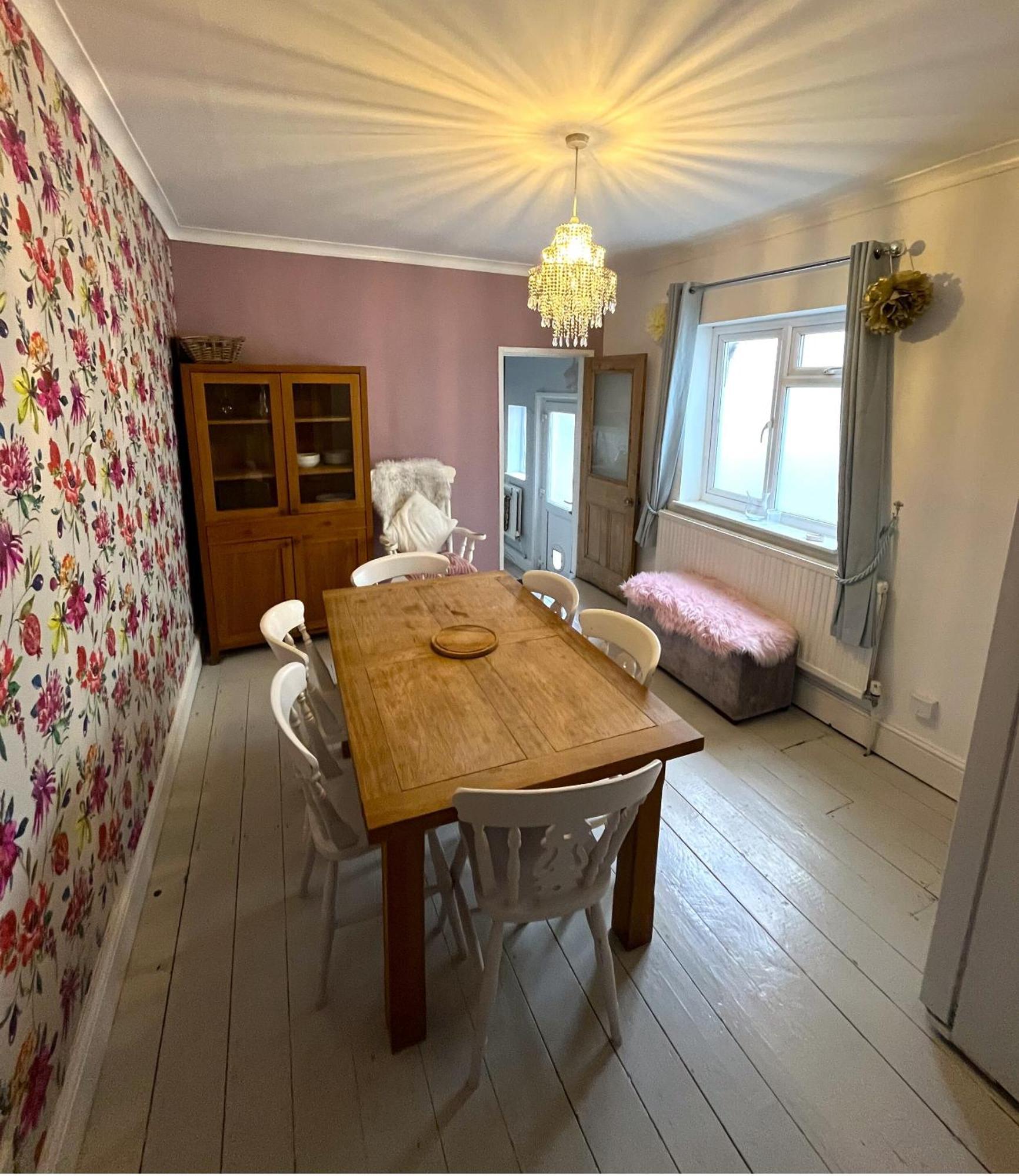 Charming Cottage Retreat With Garden - Sleeps 12 Μπρίστολ Εξωτερικό φωτογραφία